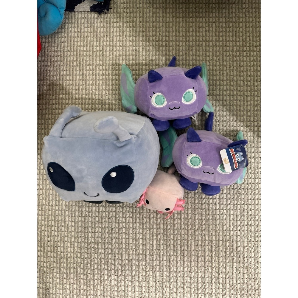 Lot of pet simulator X plushies